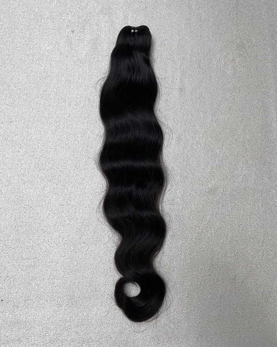 Raw Vietnamese Natural Wavy Bundles